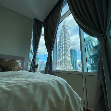 Sky Suites Klcc By Genesis Kuala Lumpur Exterior photo